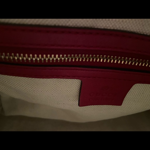 Red Guccissima Boston Bag - Picture 7 of 8